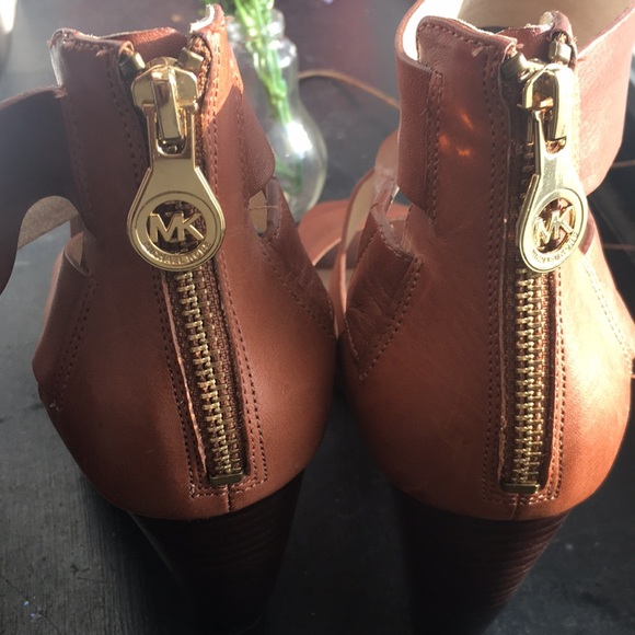 MICHAEL Michael Kors Leather Cognac Wedges - Picture 6 of 8